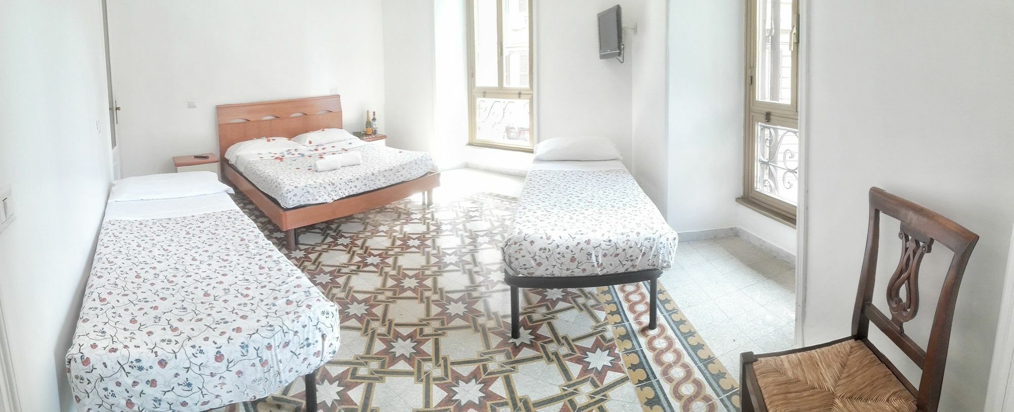 In The Center Rom